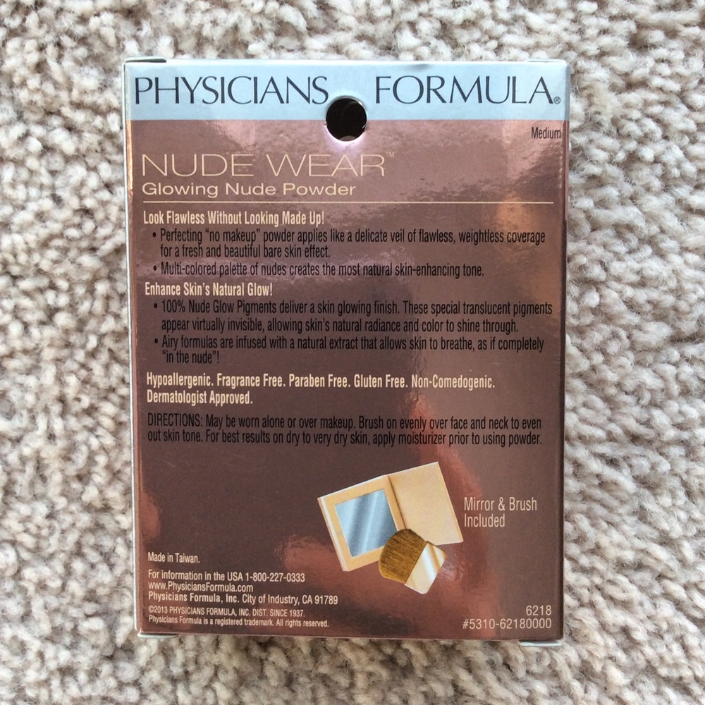 🆕Physicians Formula Nude Wear Glowing Nude Powder - Picture 3 of 3